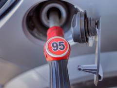 Определены самые популярные бензиновые авто в Украине за 2024 год