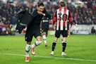 Nunez s double in injury time brought Liverpool a victory over Brentford with Yarmolyuk