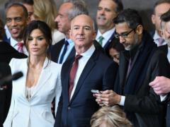 Lauren Sanchez wore a lace bustier to Trump s inauguration