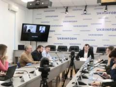 Representatives of government, business and the public insist on legislative regulation of the circulation and content of nicoti