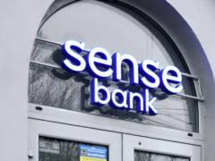 В Украине выставили на продажу крупный госбанк: озвучено название
