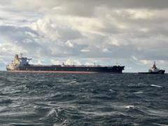 More than 100 Russian shadow fleet tankers will no longer swim under the flags of Barbados and Panama