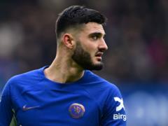 Everton wants to exchange the injured player Chelsea for another