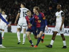 Barcelona tore apart Valencia, scoring seven goals in the Spanish Championship match