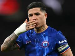 Vice Captain Chelsea returned to his ex-wife after the series of betrayal: they divorced in the fall