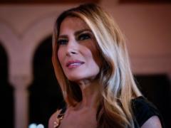 Stably beautiful: 3 fashion habits of Melania Trump