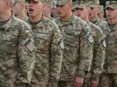 Мобілізація чоловіків з 18 років в Україні: Офіс Президента готує зміни до законодавства