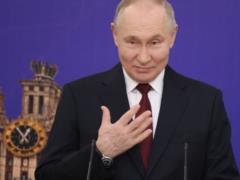  Выделит людей . Путин вспомнил о переговорах