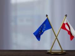 Greenlands advised to join the EU for  
