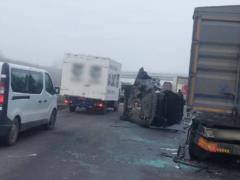 В Черкасской области произошло ДТП с участием семи авто, пострадала женщина.