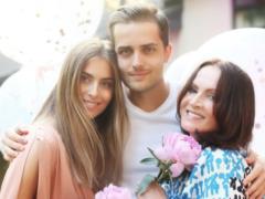 Онук Софії Ротару зв’язався з -за кордону: що він там робить