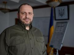 The Ministry of Defense complains about Bezrukov: a scandal with the head of AOZ and Umarov in the midst of war is gaining momen