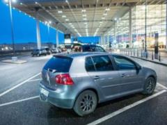 Forgot for a year: parking at the airport cost the owner of a car of $ 200 thousand