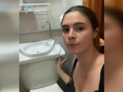 Moika in the toilet tank: what does the smallest bathroom look like in New York