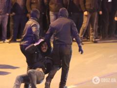 В Тбилиси произошли столкновения между протестующими и полицией: задержали лидеров оппозиции. Фото и видео