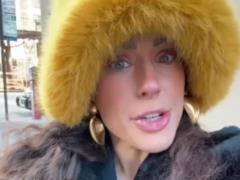 A woman rummages in garbage near elite houses: what treasures she managed to find