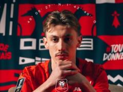 Ренн підписав захисника Штутгарта