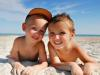 When and how to sunbathe to children safely