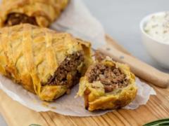 Super -mynic pie with cheese and without a gram of dough: you just need a lavash
