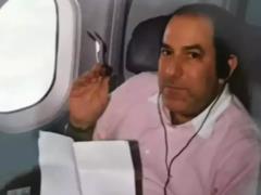 A man of 20 years old flew the first class: why did the airline annulled him unlimited trips