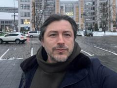 Сергей Притула запостил редкое фото со старшим братом