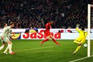 Double Kane Z Penalti that goal of Sanya brought Bavaria over Verder