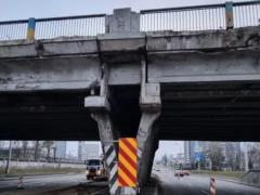 The bridge near the Darnitsa metro station will be closed for major repairs