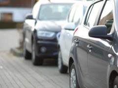 The EU will offer to reduce tariffs for American cars to avoid a trading war with Trump - FT