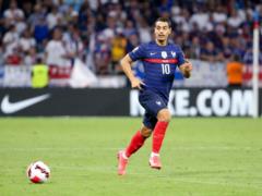 The outsider of the series A aimed at the scandalous ex-former of the French national team