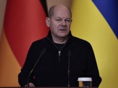 Шольц назвал  неуместными  разговоры о миротворцах в Украине