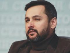 Bilos will be removed from the post of director of the young theater