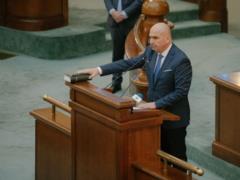 The temporary president of Romania has begun to fulfill duties