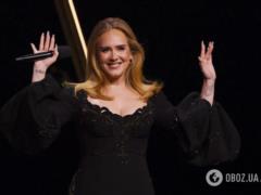 Always relevant: Adele showed a manicure that has not been cheated on for years