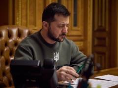 Zelensky extended the passage of the VVK
