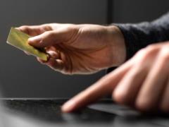Ukrainians are forced to install the fake application of the bank: how the new fraudulent scheme works