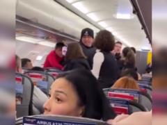 They did not come together with political upsurges: a family from Ukraine and two Kazakh women fought on an airplane