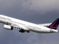 The stewardess became a midwife: a woman gave birth to an airplane at an altitude of 11 kilometers