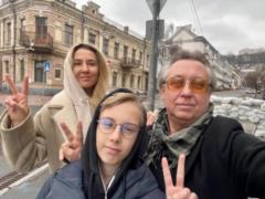 Director Semyon Gorov spoke about his 14-year-old son and plans to take him abroad during the war