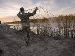 Wence said Trump will erect a wall between the United States and Mexico by 2029