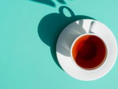 Как отмыть устаревшие следы от чая на чашках: поможет чудо-средство