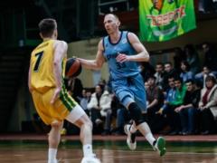  Днепр  победил  Прикарпатье-Говерлу  в Суперлиге Favbet