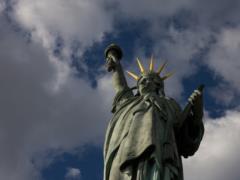 Во Франции потребовали от США вернуть Статую Свободы