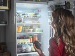 Продукты, которые следует немедленно убрать из холодильника