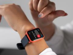 Apple может выпустить складные часы: что известно