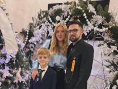 Відомий український співак показав свою дружину-красуню та розкрив її незвичне минуле
