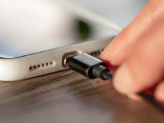 Apple может отказаться от USB-C: чем хотят заменить