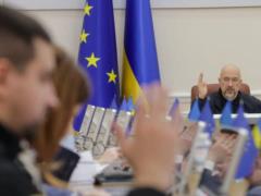 Министры показали свои обновленные зарплаты: сколько платят членам правительства