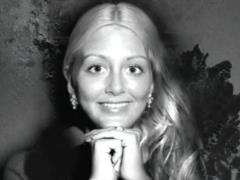 Автор первых шести книг серии «Дневники вампира» умерла в возрасте 66 лет