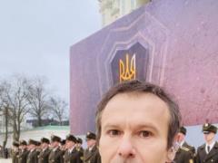 Вакарчук ошеломил, сколько ему заплатили за службу в ВСУ и каким был доход за год