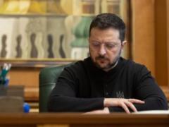 Зеленский обнародовал доходы своей семьи